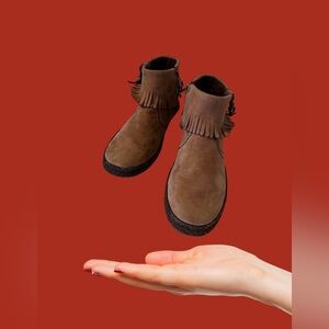 UGG Size 6.5 Tiana Tan Suede Leather Genuine Lamb Fur Lined Ankle boots w/Fringe